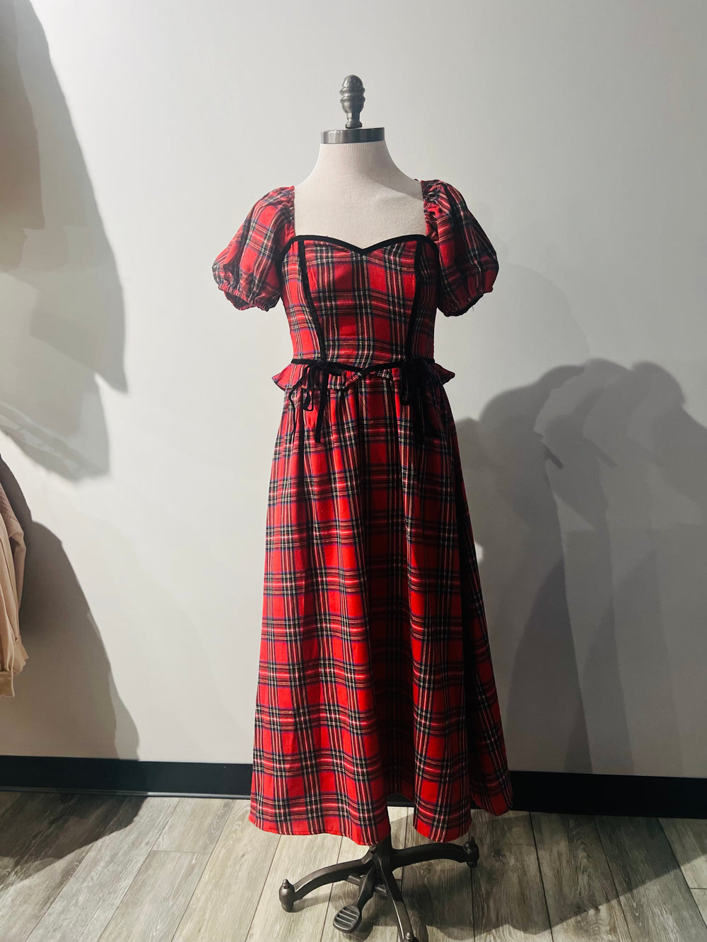 Plaid Puff Sleeve Midi Dress